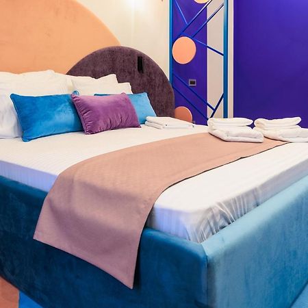 Vilacrosse Boutique Inn Bukares Bagian luar foto