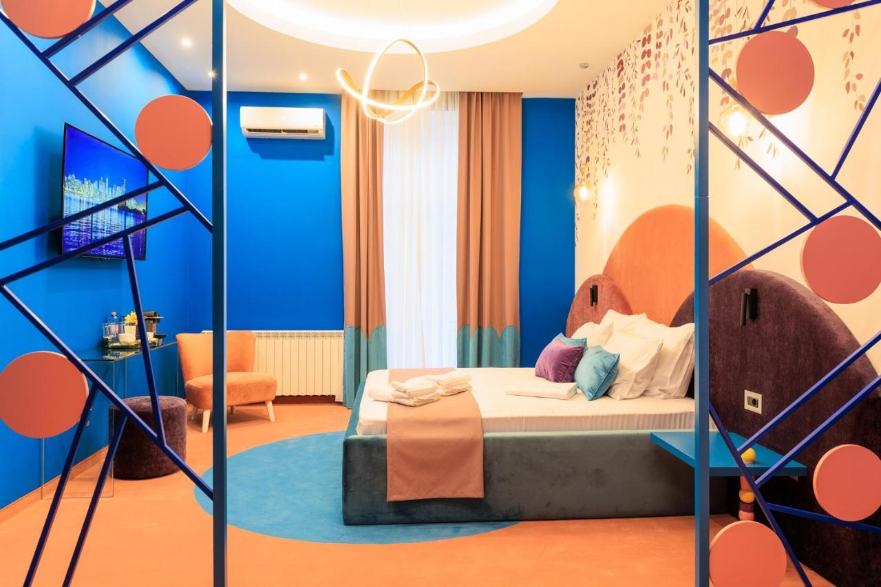 Vilacrosse Boutique Inn Bukares Bagian luar foto