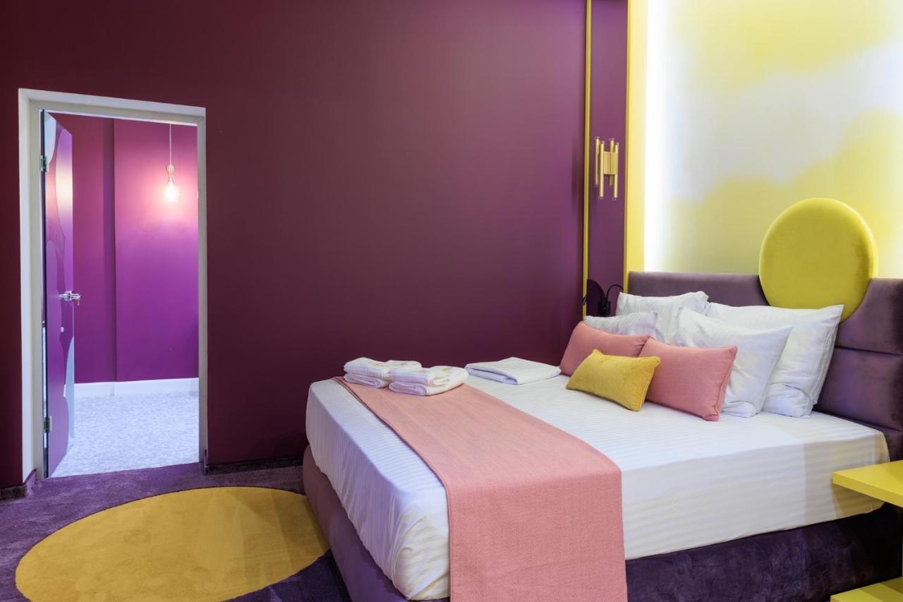 Vilacrosse Boutique Inn Bukares Bagian luar foto