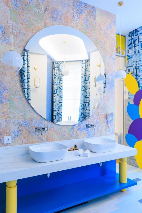 Vilacrosse Boutique Inn Bukares Bagian luar foto