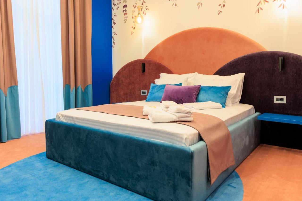 Vilacrosse Boutique Inn Bukares Bagian luar foto