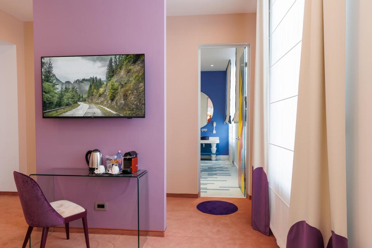 Vilacrosse Boutique Inn Bukares Bagian luar foto