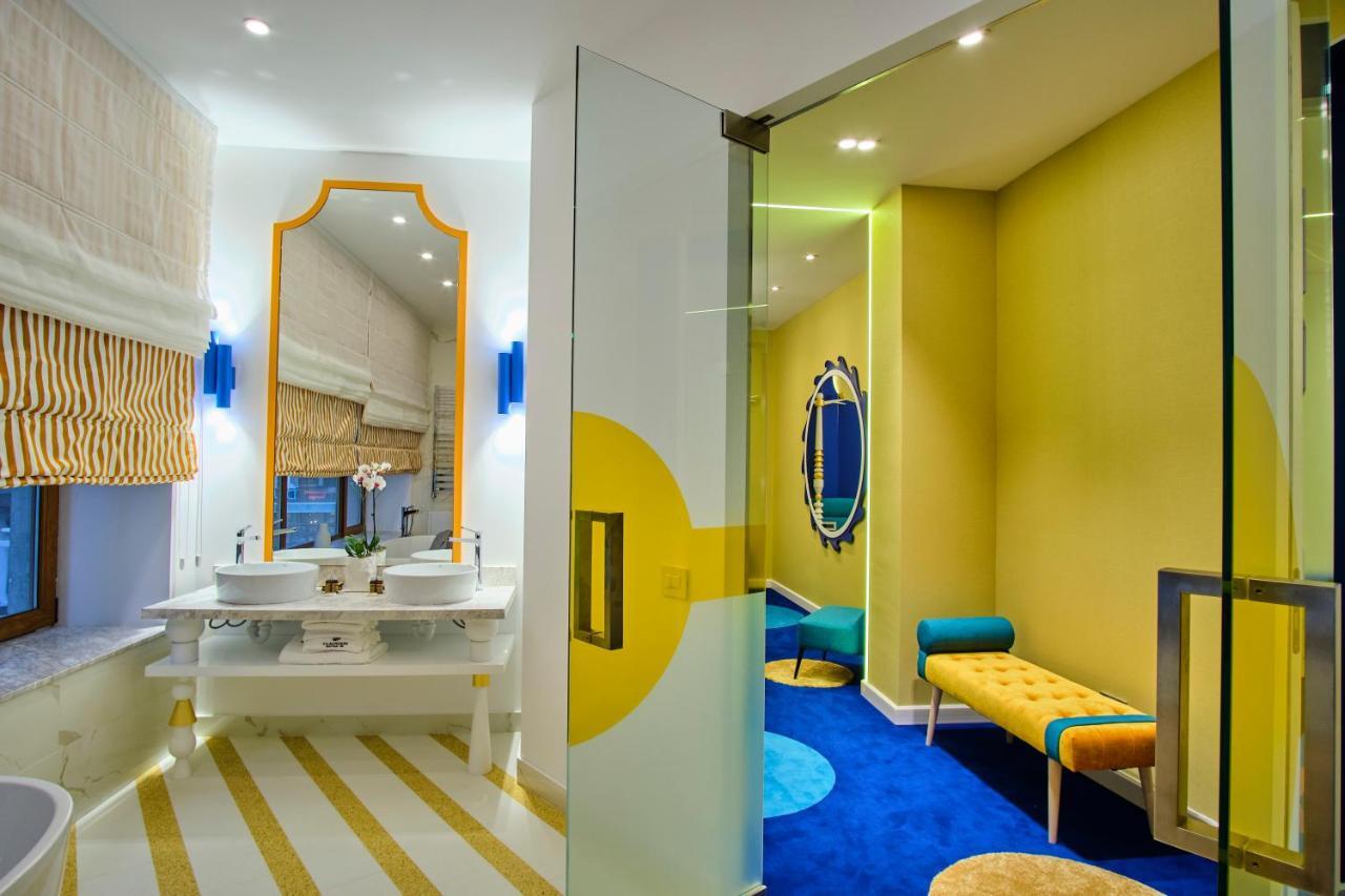 Vilacrosse Boutique Inn Bukares Bagian luar foto