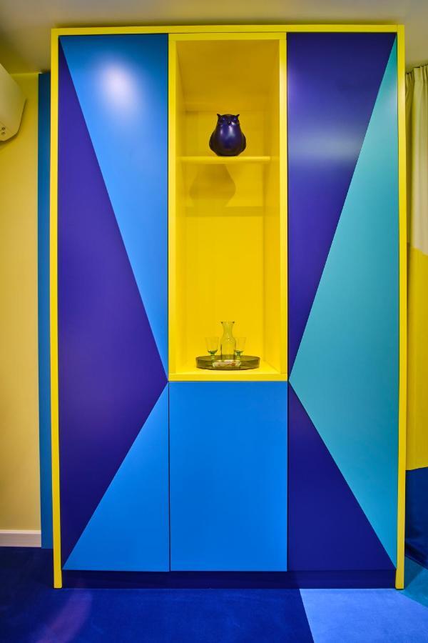 Vilacrosse Boutique Inn Bukares Bagian luar foto