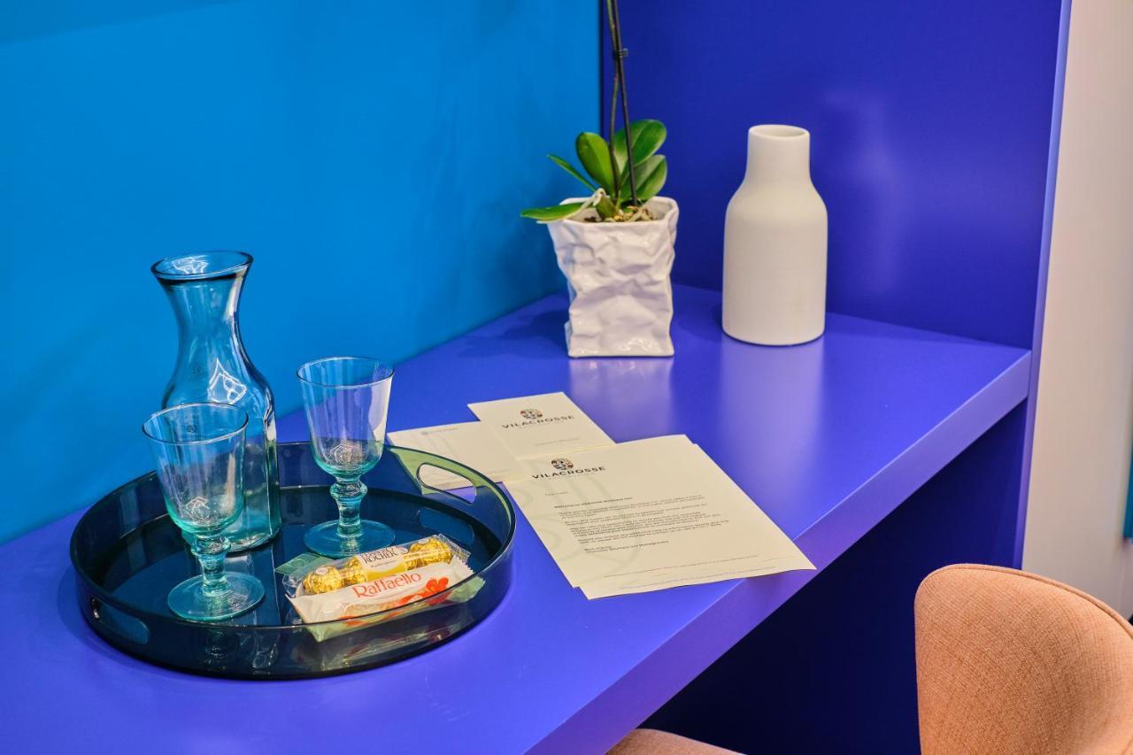 Vilacrosse Boutique Inn Bukares Bagian luar foto
