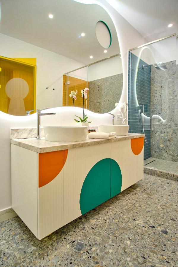 Vilacrosse Boutique Inn Bukares Bagian luar foto